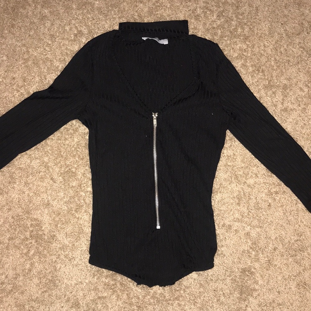 MISSGUIDED BLACK CHOKER LONGSLEEVE WITH ZIPPER